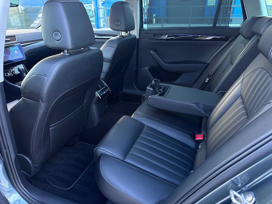 Skoda Superb LAURIN&KLEMENT / 2.0TDI-DSG / Panoramic / Ventilatie /