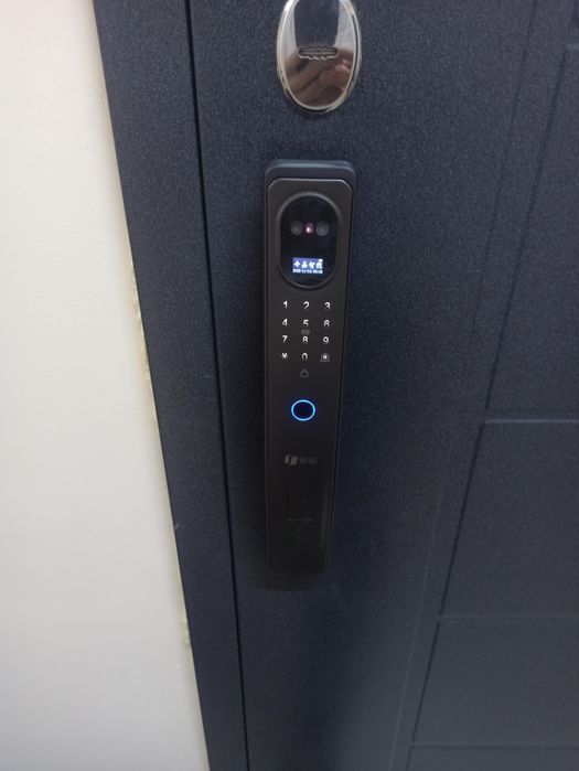 Смарт замок с установкой