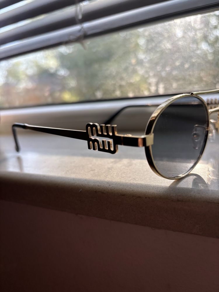 Слънчеви очила Miu Miu