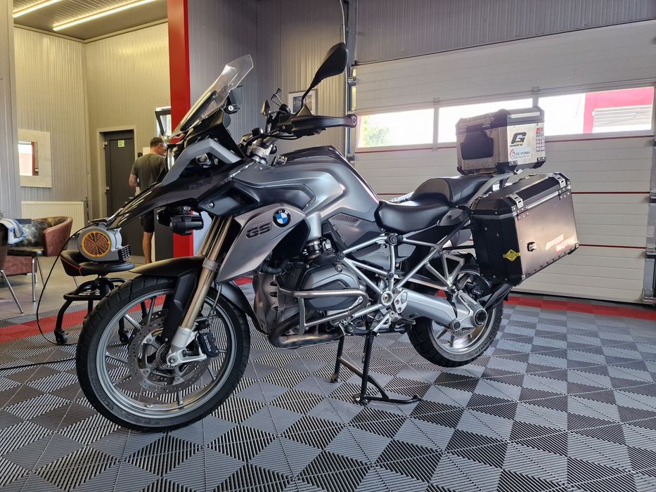 BMW R1200 GS.  -