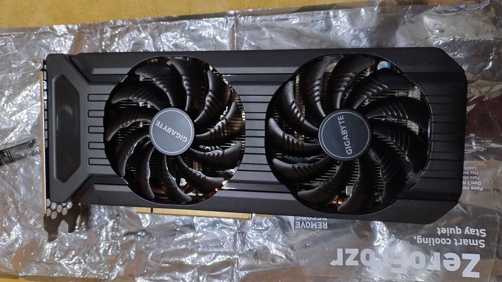 Placa video GTX1070 DUAL 8GB GDDR5 256BIT DVI3-DP HDMI