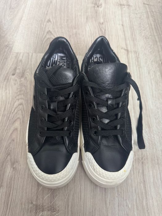 Moschino кецове размер 38