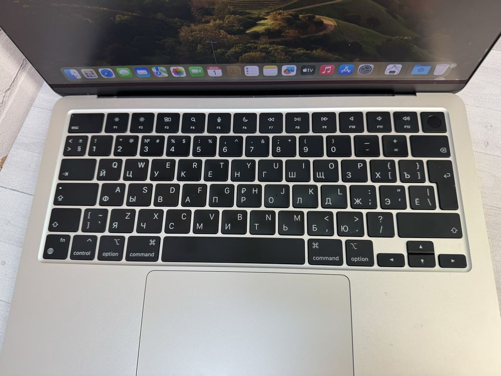 MackBook Air 13 A2681