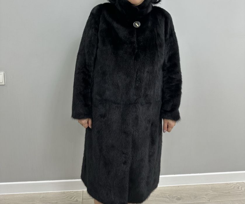 Продам норковую шубу