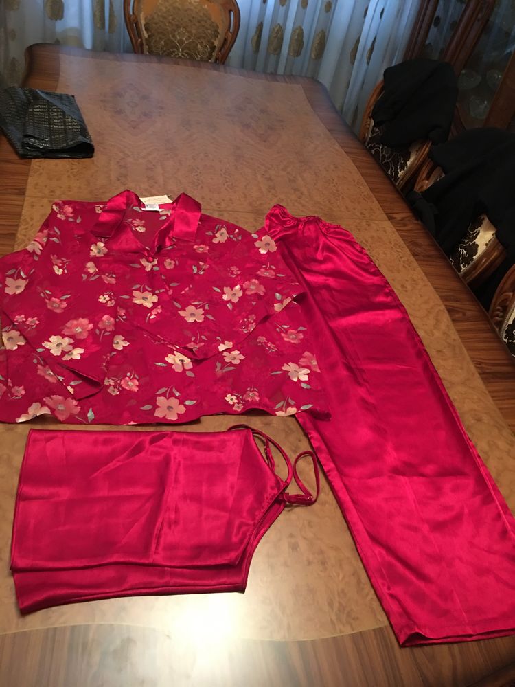 pijama 3 tali amerikaniki kotta razmer 60 gacha keladi