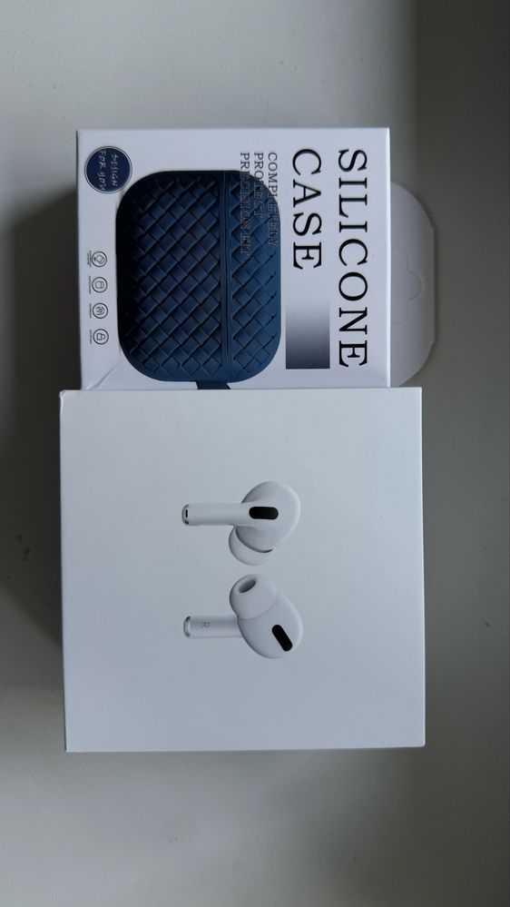 Airpods Pro новые, оригинальные, не использовались.