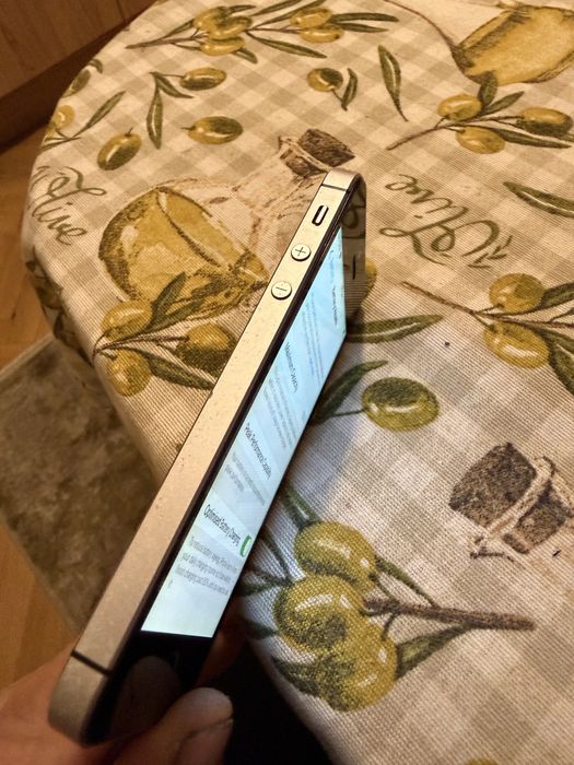 Iphone se 16gb space grey