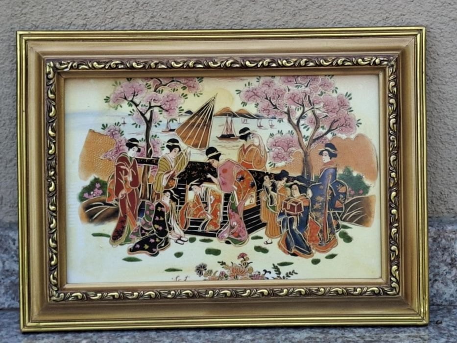 Tablouri pictate manual pe portelan