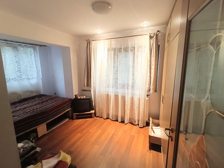 casa de vanzare in savinesti