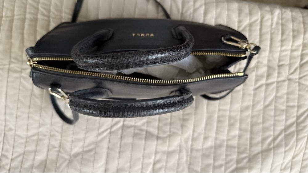 Чанта Furla Pin crossbody - среден размер