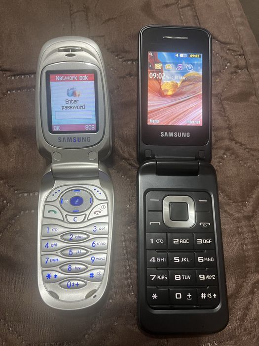 Samsung E330 , C3520
