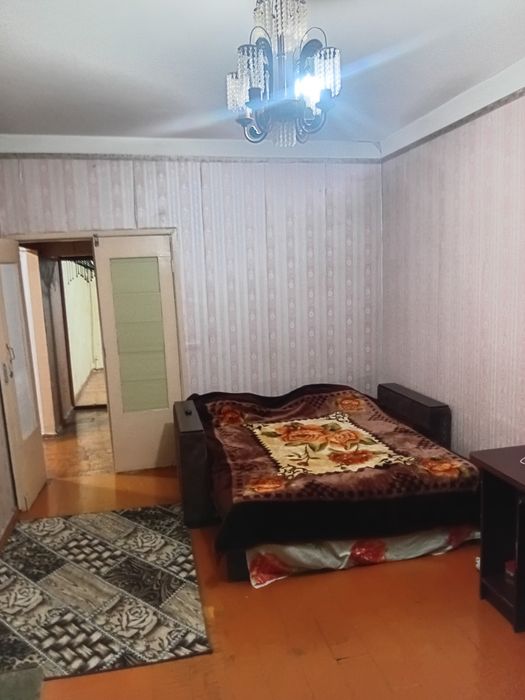 Сдаётся 2 комнатная квартира в сергели 4.