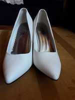 Pantofi piele albi marimea 39 cu toc 8,5 cm