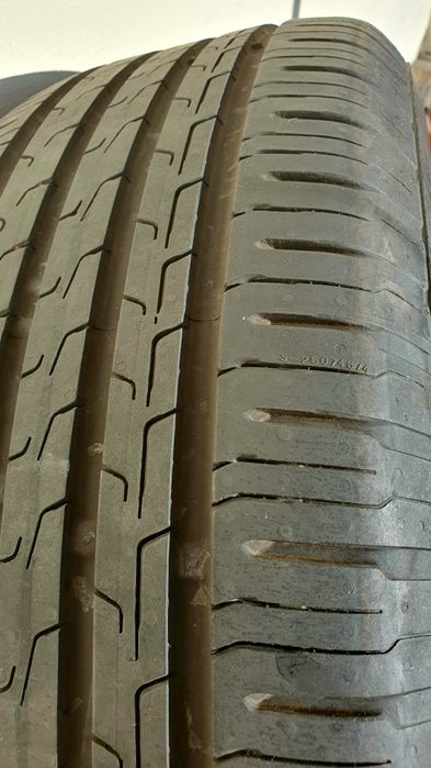 Continental 225/60 R18 V XL 104V