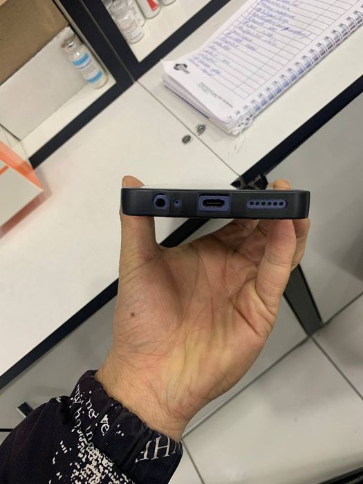 Tehno spark 10 pro 8.128 gb obmen