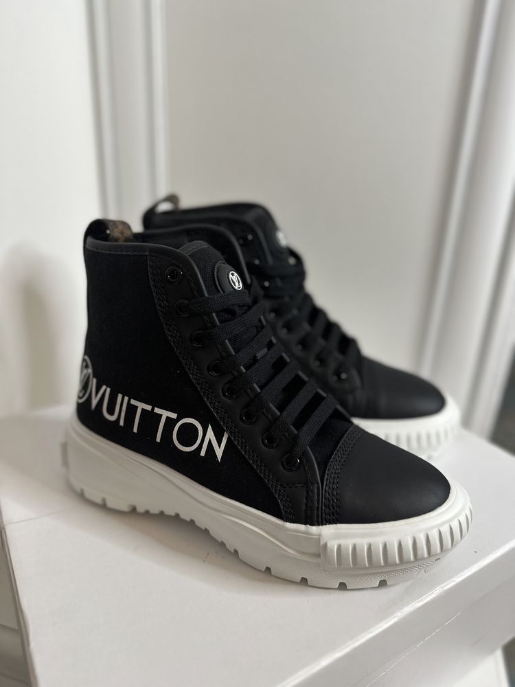 Sneakersi Louis Vuitton