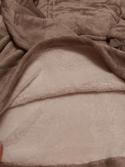 Vand halat de casa pufos