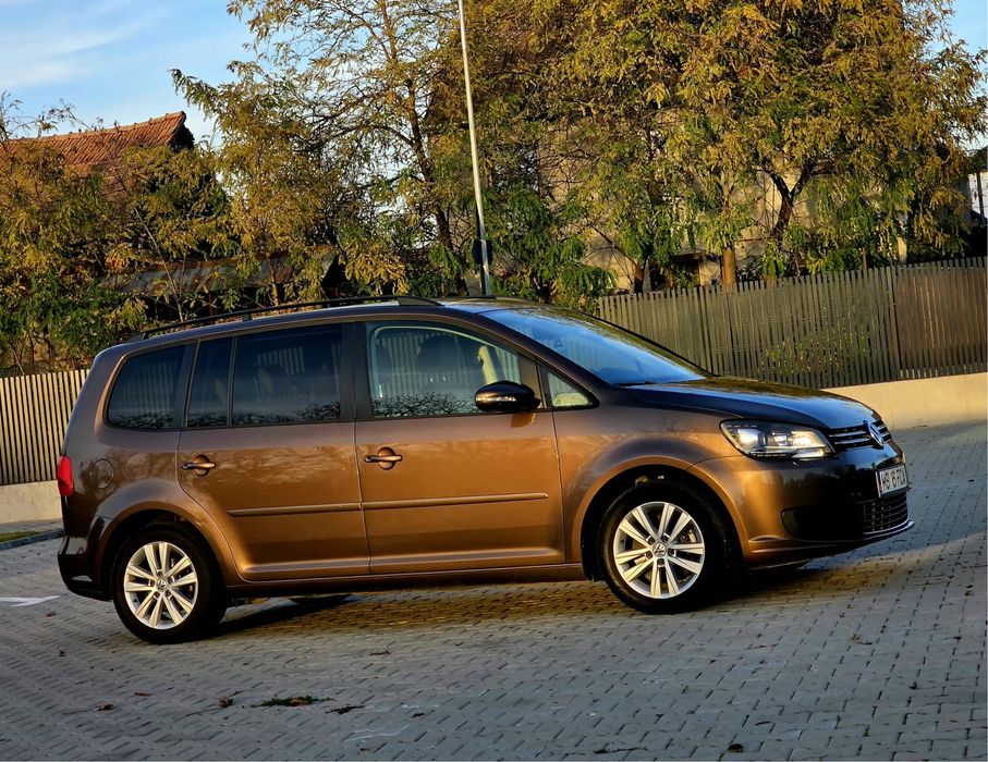 Touran / 2.0 Diesel / 140 CP / 7 locuri/ inmatriculat