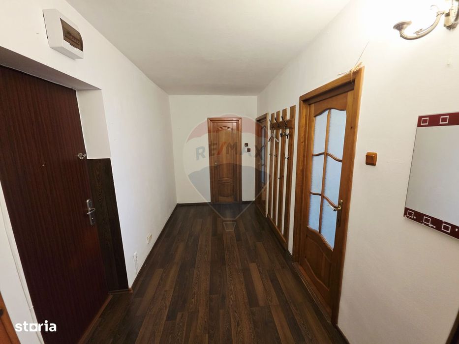 Apartament cu 2 camere de vânzare în zona 1 Mai