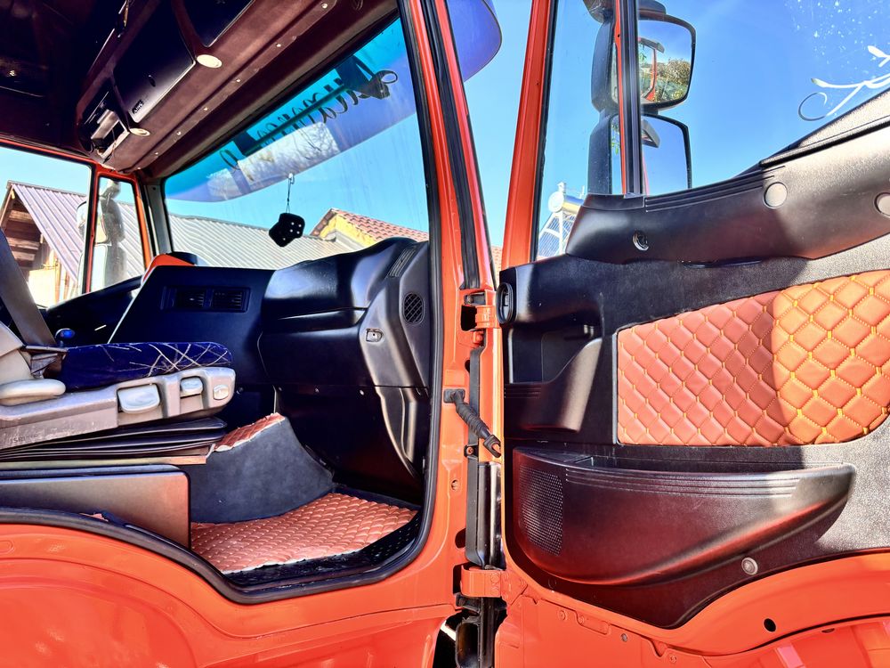 Iveco stralis camion platforma  vand sau schimb