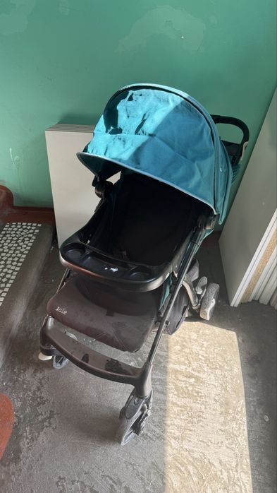 Продам коляску  joie на запчасти