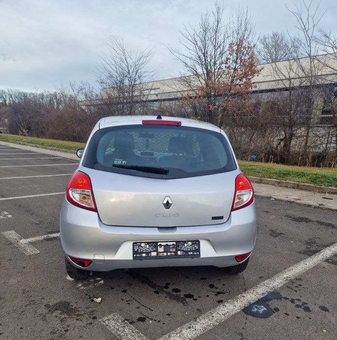 Vând Renault Clio,an 2013,recent adusă în țară