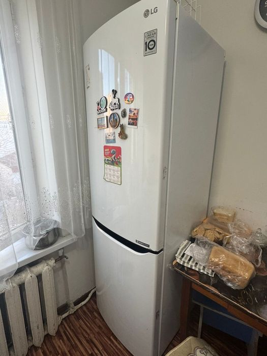 Продам холодильник