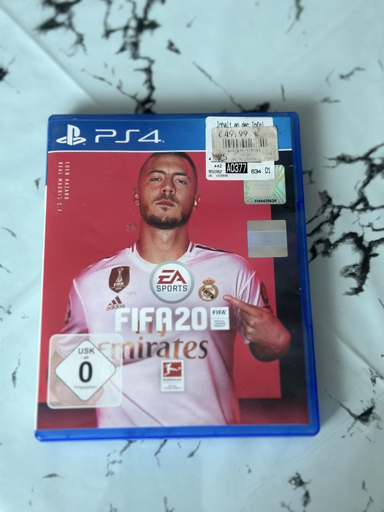 Продавам Fifa 20
