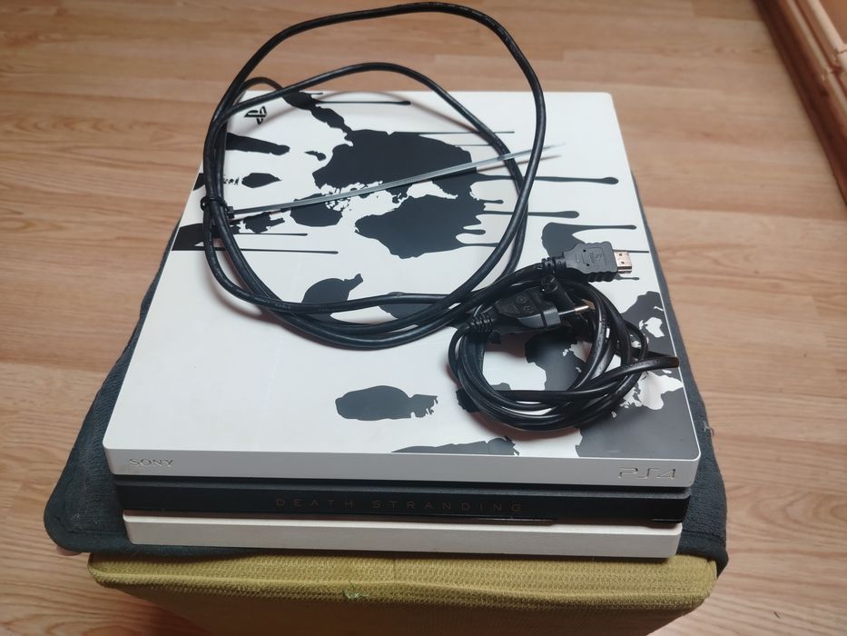 Vand PS4 Pro ediție specială Death Stranding+TV