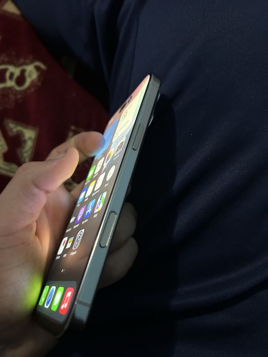 Iphone 16 pro max fara defecte