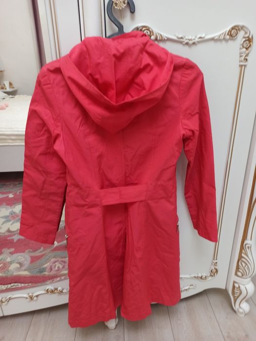 Пальто на девушку