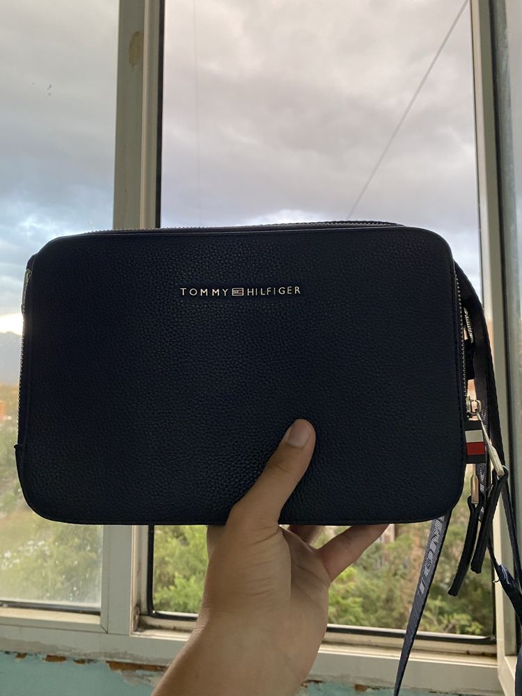 Барсетка tommi hilfiger