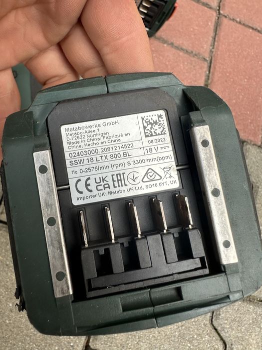 Masina de insurubat cu impact Metabo SSW 18 LTX 800 BL