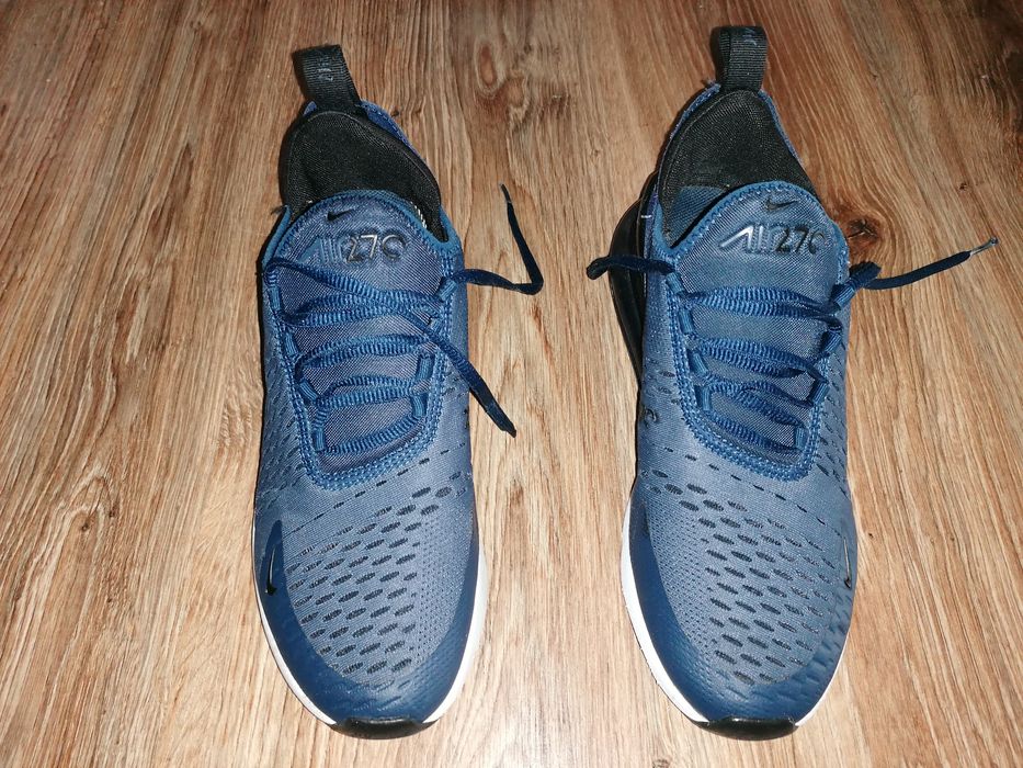 Vând adidași Nike originali