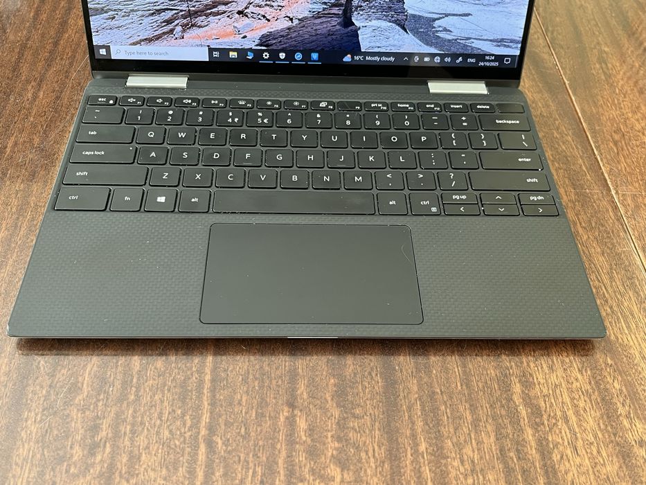 Dell xps 13” 7390 - 2in1