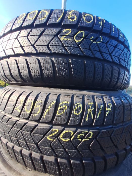 2 anvelope iarna 205/60r16 Pirelli Montaj Gratuit