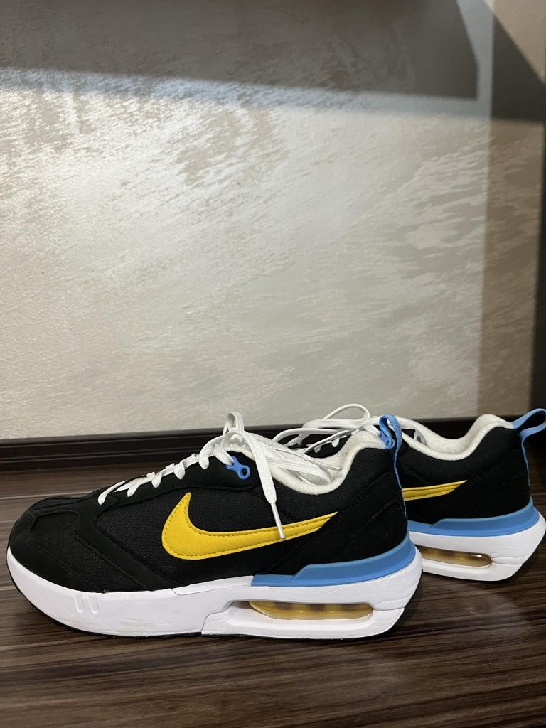 Нови дамски маратонки Nike air MAX dawn black yellow
