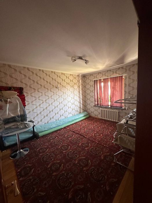 Продается квартира 3-х комнатная