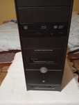 продавам компютър 4ядрен с windos 10