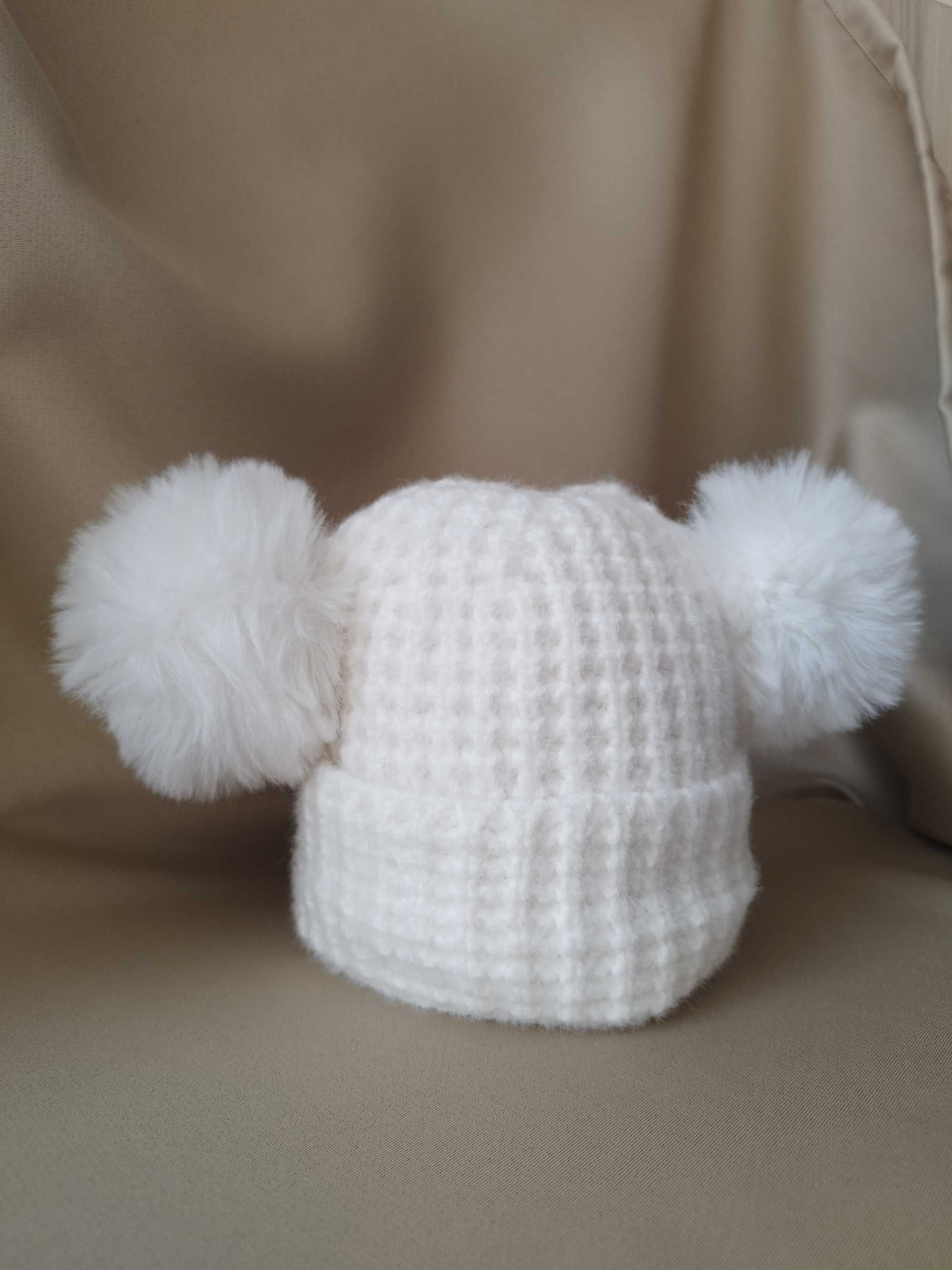 бебешка зимна шапка