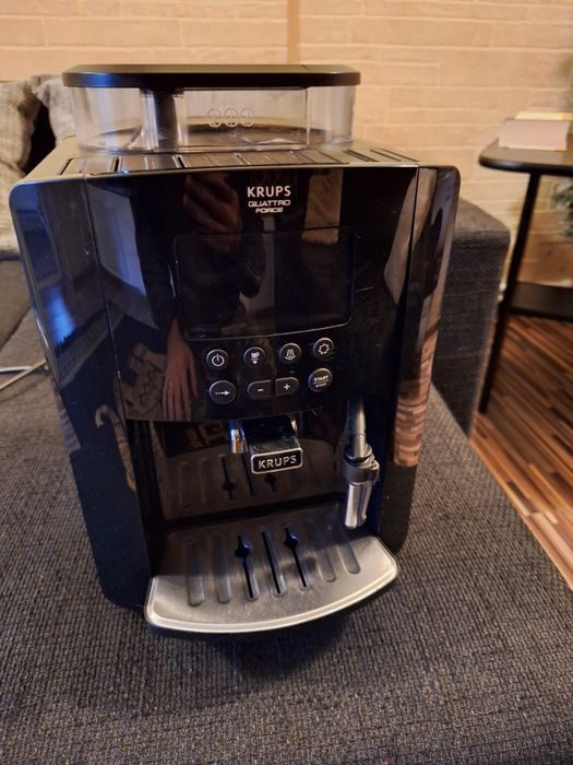 Espressor automat KRUPS Happy EA817010, 1.7l, 1450W, 15 bar, negru