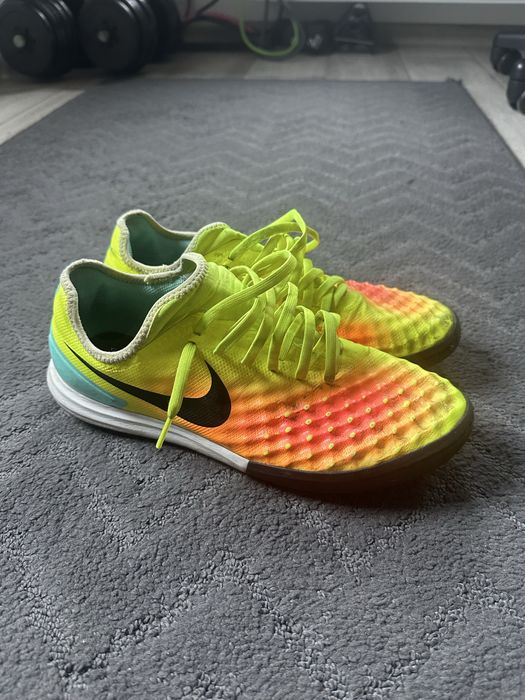 Стоножки Nike Magista