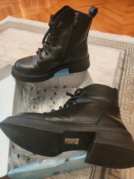 Ghete dama imblanite cu fermoar negre inalte, piele naturala Valencia