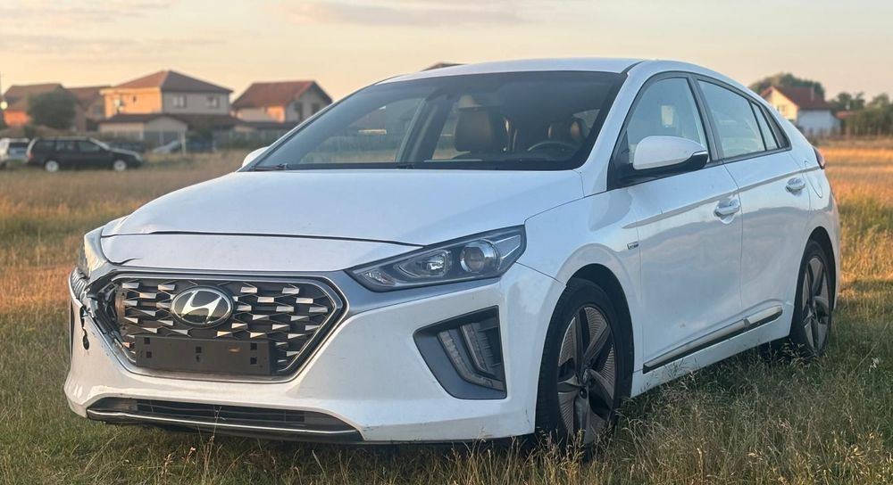 Hyundai IONIQ Hybrid automat 2020 totul functional