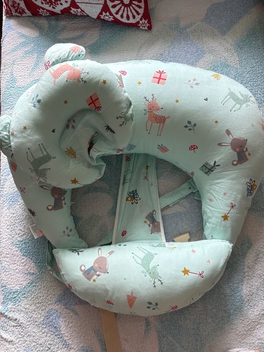 Подушка для кормления младенцев