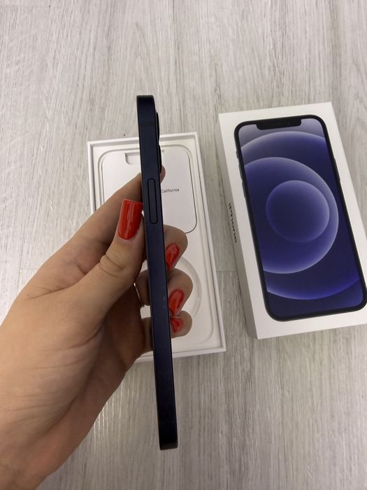 Iphone 12 in stare foarte buna