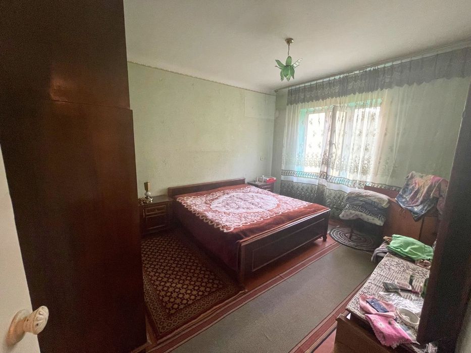 Продам 3-х комнатную квартиру в районе Киргулей в кирпичного дома