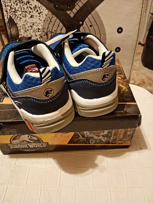 Snekers Jurassic World nr.31