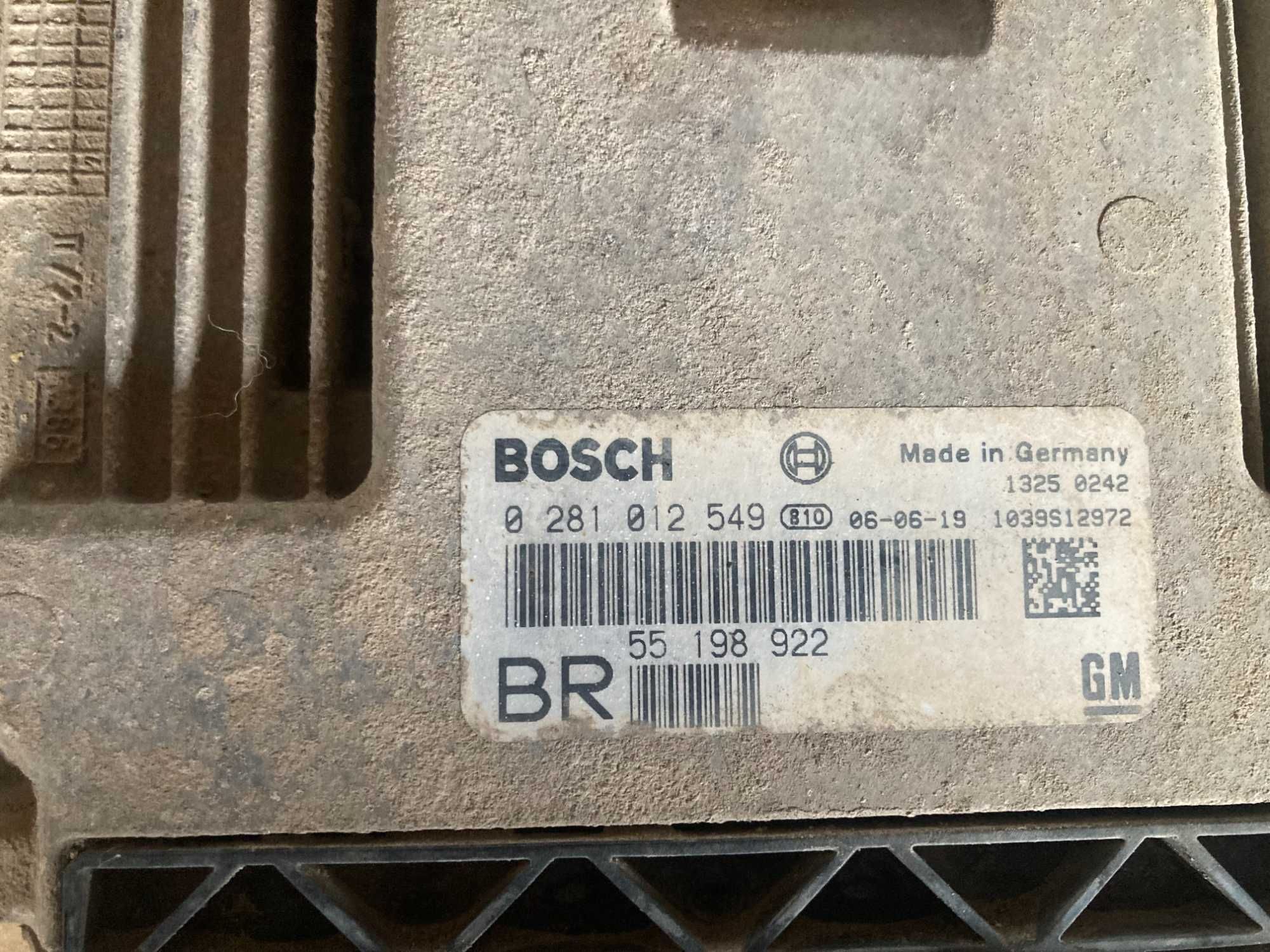 Компютър еку ecu електронен блок двигател Opel Zafira 1.9cdti 120hp