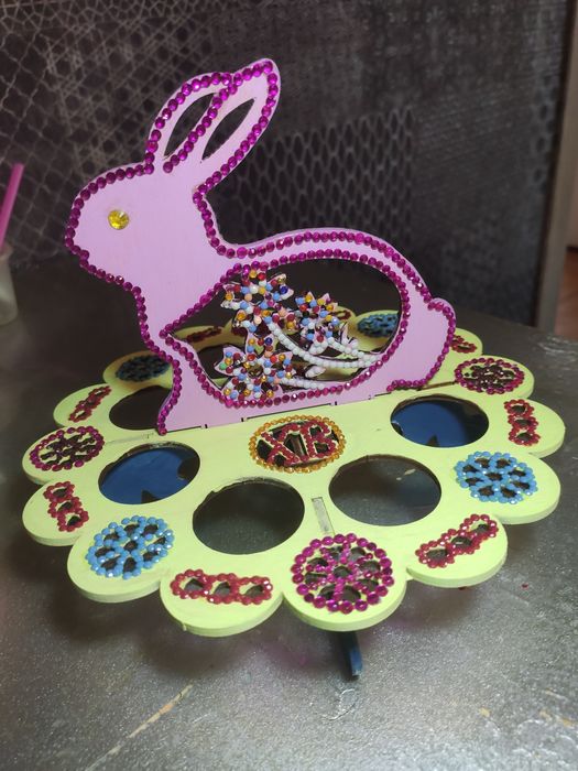 Подставка для пасхальных яиц